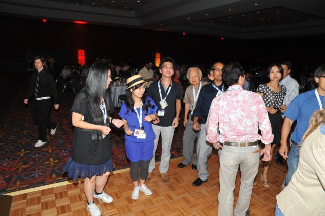d2010_10015k_0913.jpg
