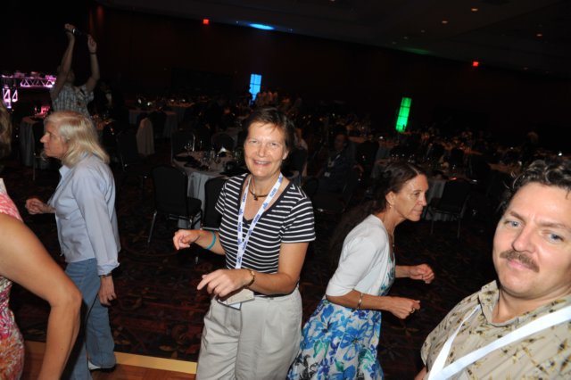 d2010_10015k_1311.jpg