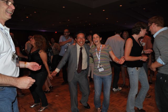 d2010_10015k_1373.jpg
