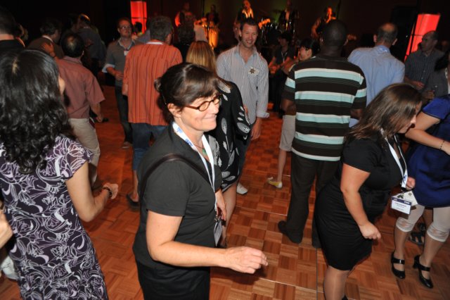 d2010_10015k_1378.jpg