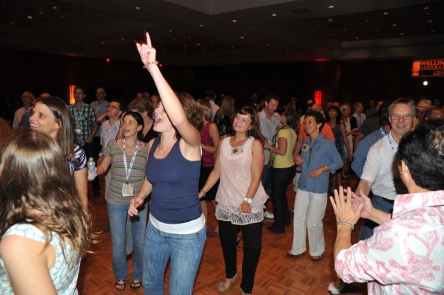 d2010_10015k_1470.jpg