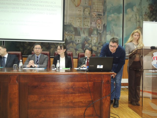dscn7988.jpg
